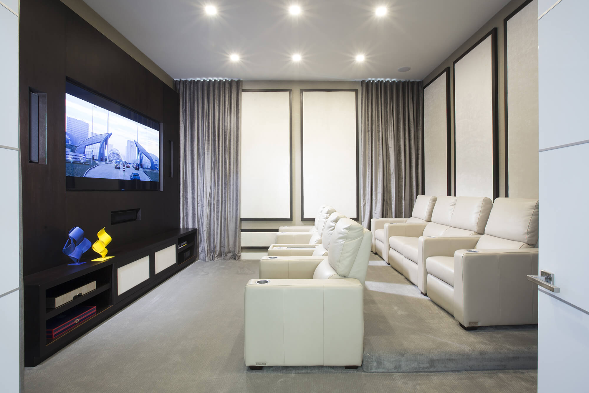SANTA BARBARA by Britto Charette Interior Design
